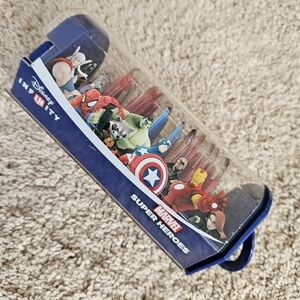 Disney Infinity 2.0 Marvel Super Heroes Disc Lot & Case